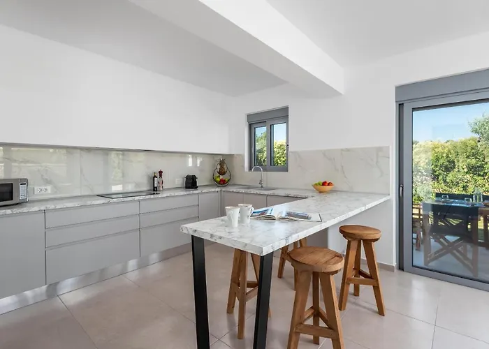 Willa Heather Kolymbia